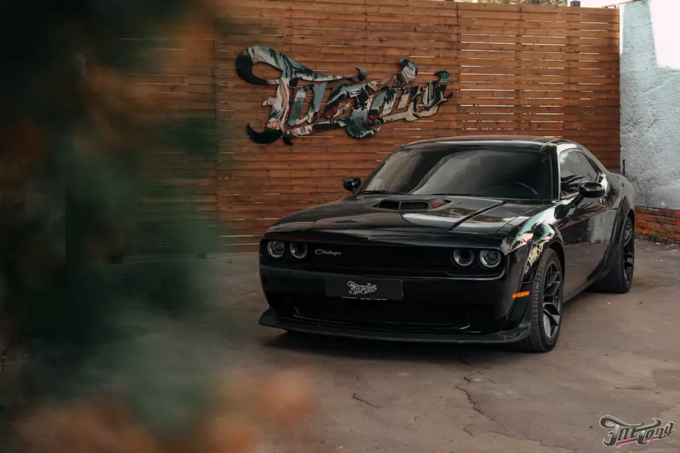 Ремни безопасности с драконами и хризантемами для Dodge Challenger — FatTony